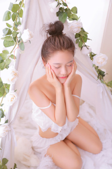 孩娃FIDE0SⅩ娇小